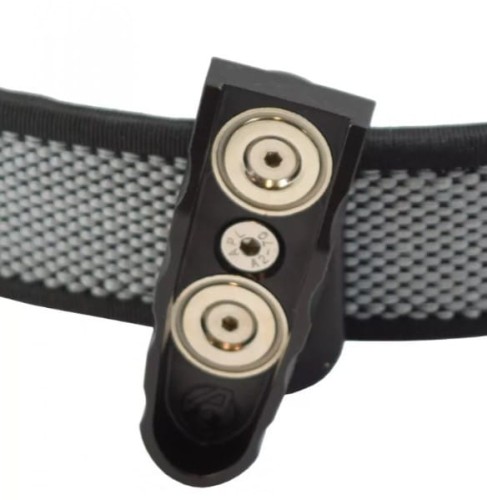 DAA Bullet-Out Magnetic Pouch .jpg